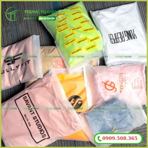 Bao bì đựng áo quần có khóa kéo