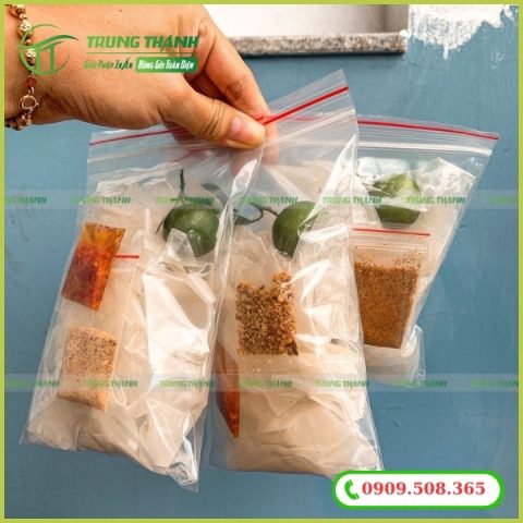 Bao bì đựng bánh tráng có viền đỏ