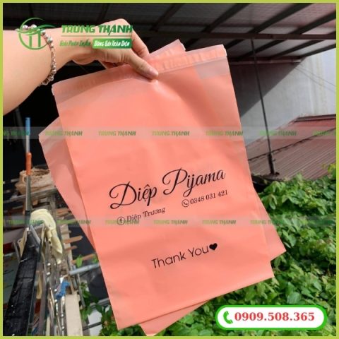 Túi bóng đóng hàng dán miệng