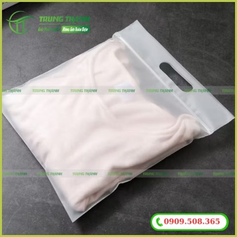 Túi đục lỗ hột xoài đựng áo