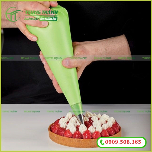 Túi tam giác nặn kem